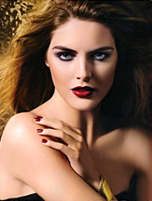 UD - Hilary Rhoda