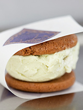 UD - Coolhaus Spiked Ice Cream Sandwiches