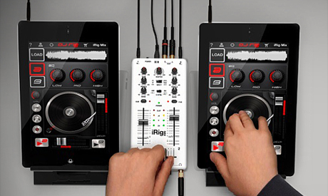 25% Off the World’s First Portable DJ Mixer