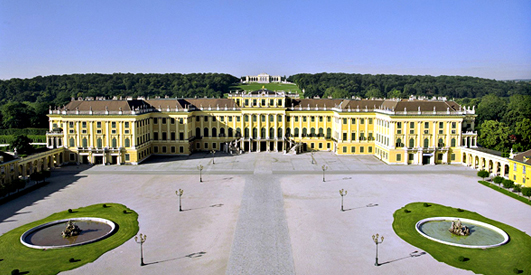 UD - Schönbrunn Palace Suite