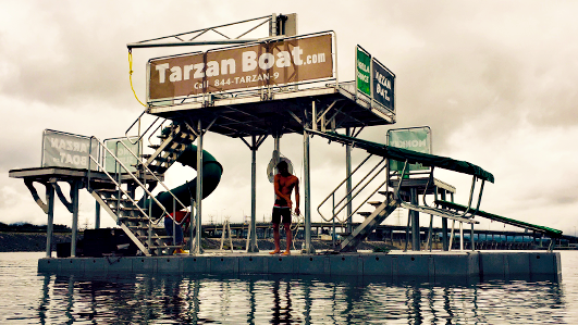 UD - Tarzan Boat