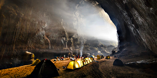 UD - Son Doong Cave Exploration
