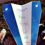 UD - Paper Airplanes for Making Friends