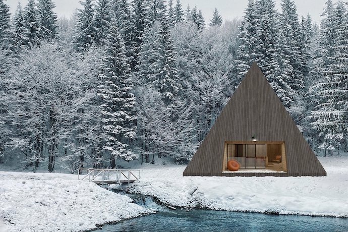 minimal hut winter cabin