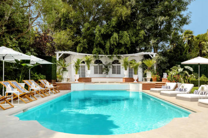 Fresh Prince Airbnb pool