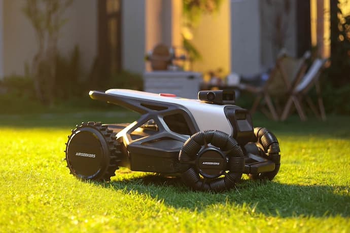 This AI-Powered Robot Mower Does the Yardwork for You