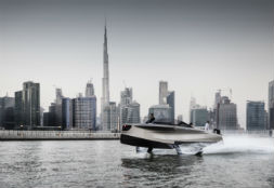 A Personal Yacht That Flies Over the Water
