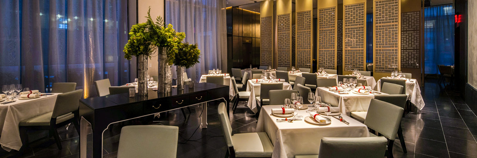 Dadong New York A Massive Bryant Park Shrine To Roast