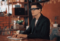 These Smart Glasses Are Like a Laptop for Your Face