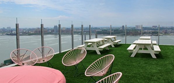 standard hotel rooftop bar new york city