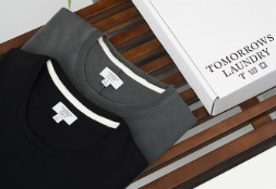 Tomorrow's Laundry Will Send You T-Shirts and Hoodies Each Month