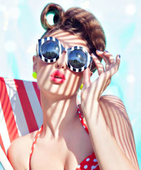 There Are Pinups Waiting for You in the Keys