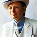 Rubbing Elbows with Tom Wolfe
