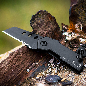 The World's Smallest Tactical Pocketknife